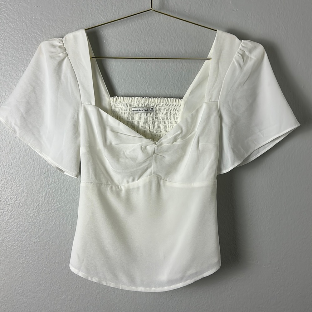 Abercrombie & Fitch White Ruched Flutter Sleeve B… - image 1